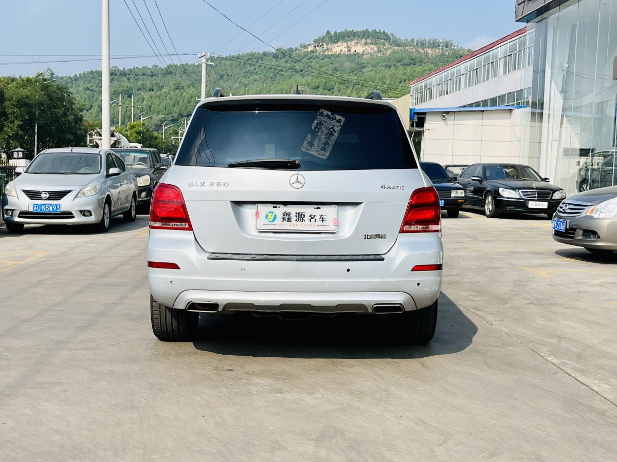 奔驰 奔驰GLK级  2014款 GLK 260 4MATIC 动感型图片