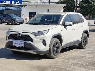 2021年1月 豐田 RAV4榮放 雙擎 2.5L E-CVT四驅(qū)精英Plus版圖片