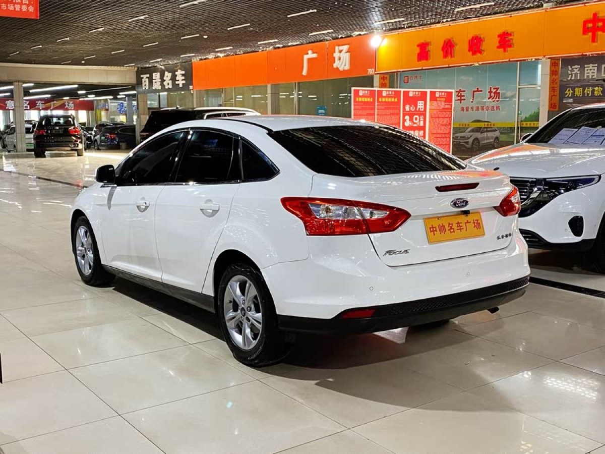 福特 ?？怂? 2012款 三廂 1.6L 自動風(fēng)尚型圖片
