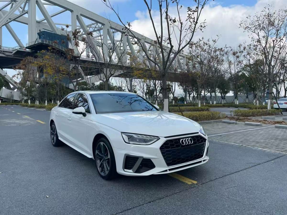 奧迪 奧迪A4L  2022款 35 TFSI 時(shí)尚動(dòng)感型圖片