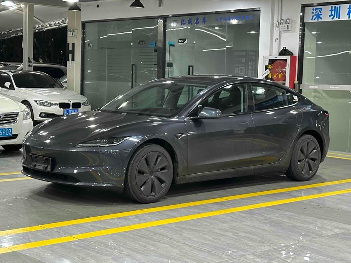 2025年3月特斯拉 Model Y  2022款 改款 后輪驅(qū)動版