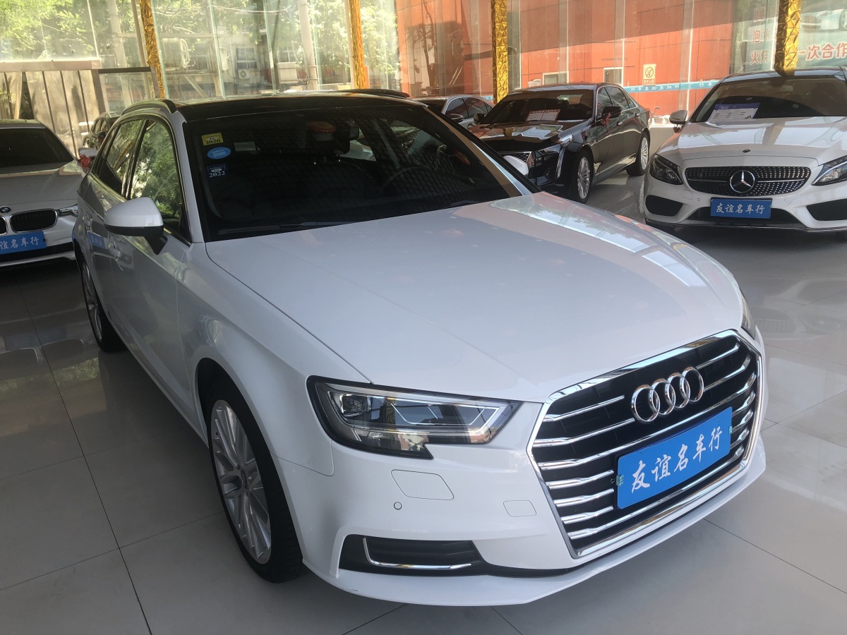 奧迪 奧迪A3  2018款 30周年年型 Sportback 35 TFSI 風(fēng)尚型圖片