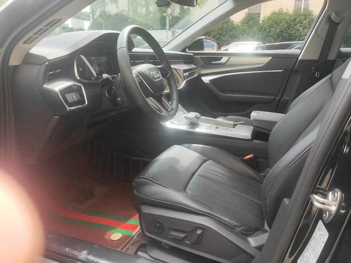 奧迪 奧迪A6L  2019款 40 TFSI 豪華動感型圖片