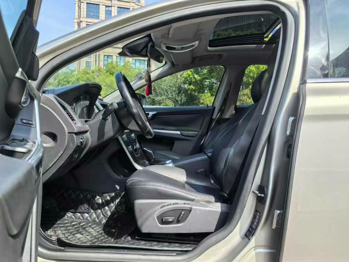 沃爾沃 XC60  2014款 T5 智雅版圖片