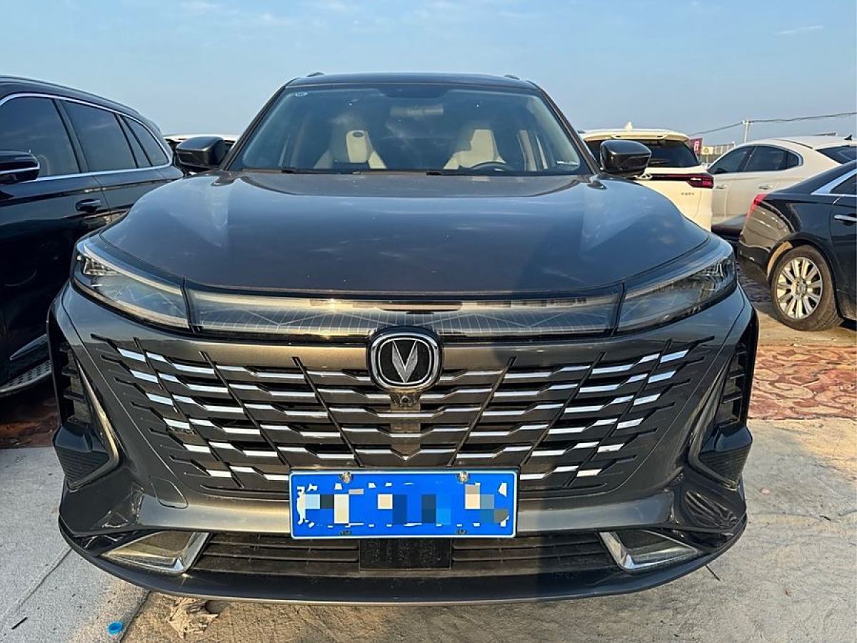 長(zhǎng)安 CS75 PLUS  2023款 第三代 1.5T 自動(dòng)尊貴型圖片