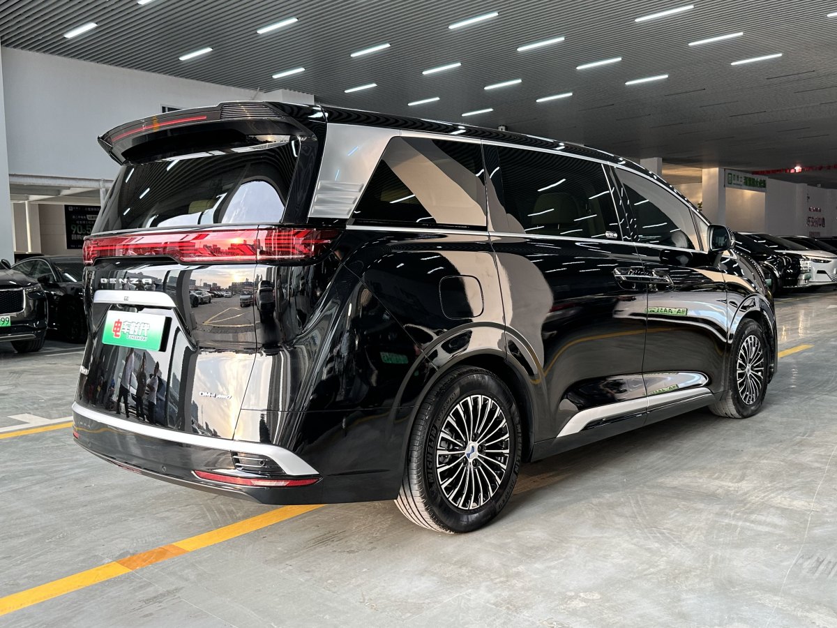 2024年6月騰勢(shì) 騰勢(shì)D9  2024款 DM-i 980 四驅(qū)尊貴型