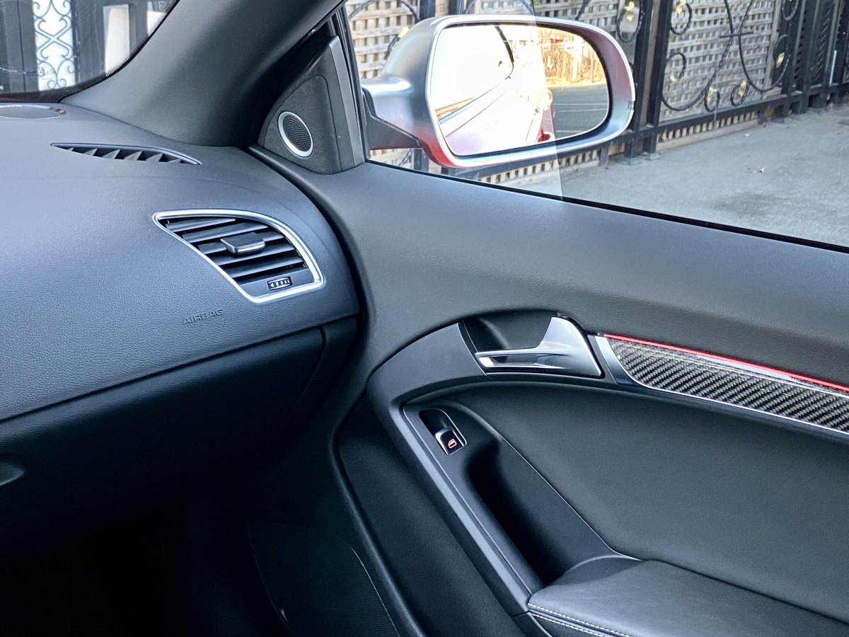 2014年6月奥迪 奥迪RS 5  2013款 RS 5 Cabriolet