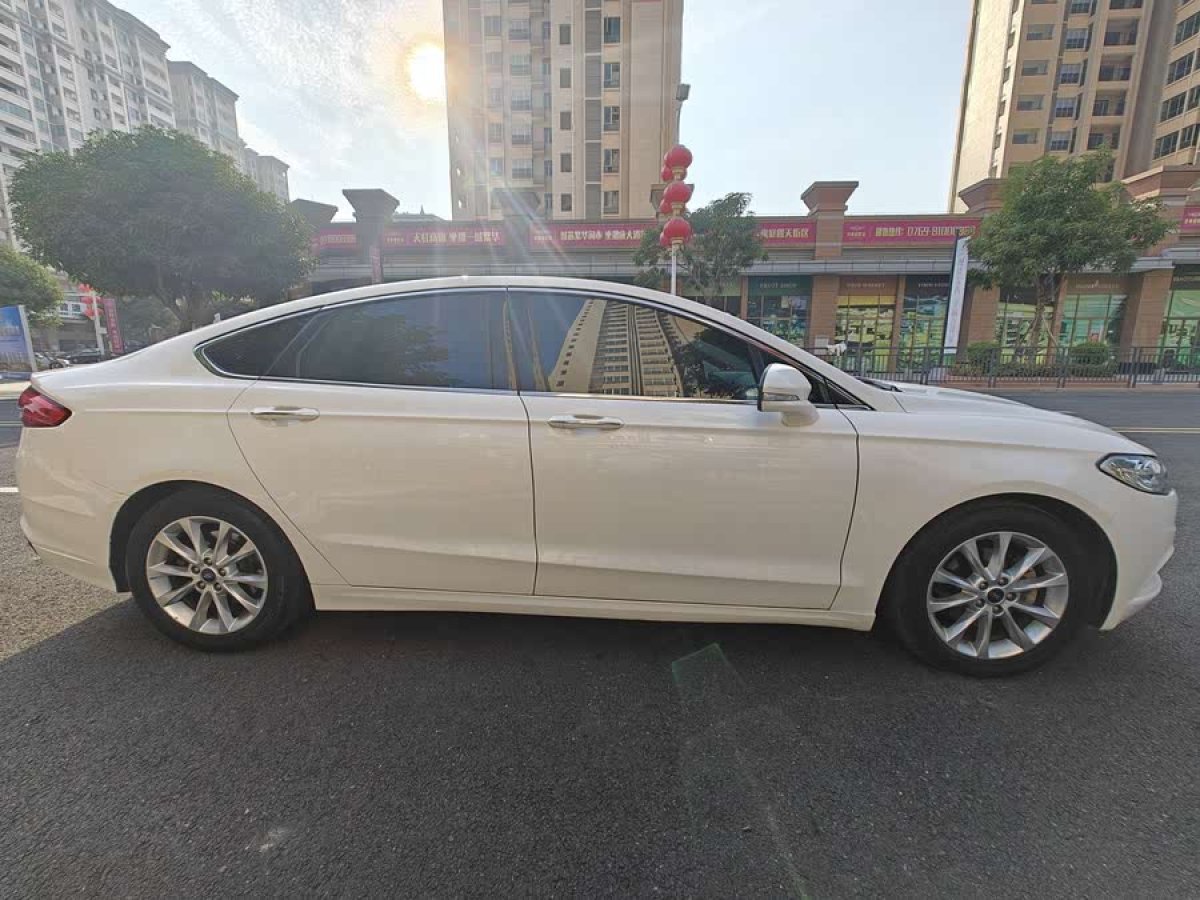 福特 蒙迪歐  2017款 改款 EcoBoost 180 時(shí)尚型圖片
