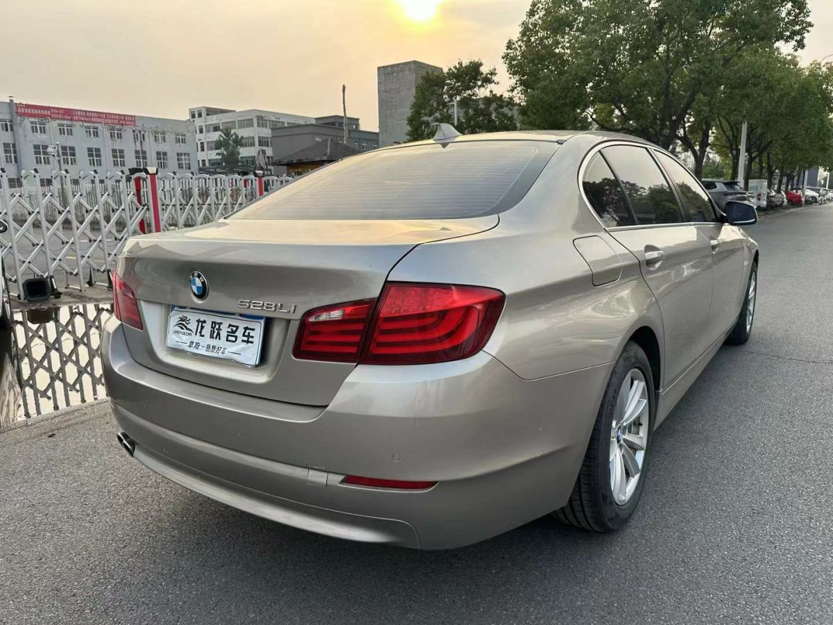 寶馬 寶馬5系  2012款 528i xDrive 2.0T 豪華型圖片