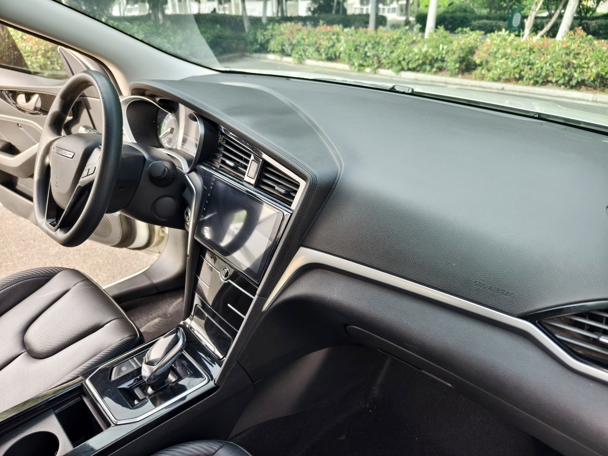 啟辰 D60EV  2022款 標(biāo)準(zhǔn)續(xù)航智行版圖片
