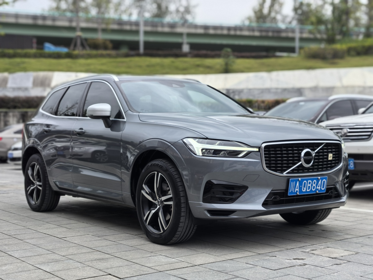 沃爾沃 XC60  2019款 T5 四驅(qū)智遠運動版圖片