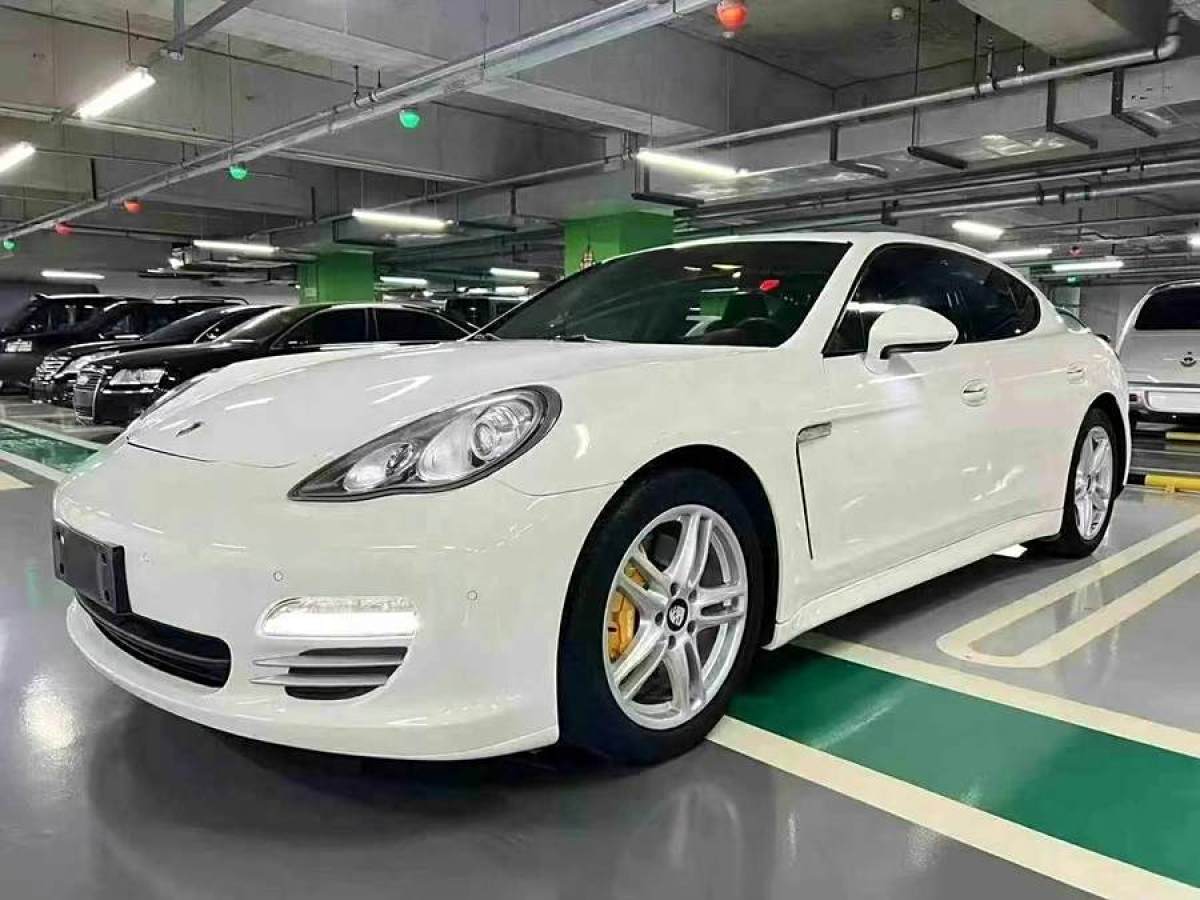 2013年1月保時(shí)捷 Panamera  2013款 Panamera 4 Platinum Edition 3.6L