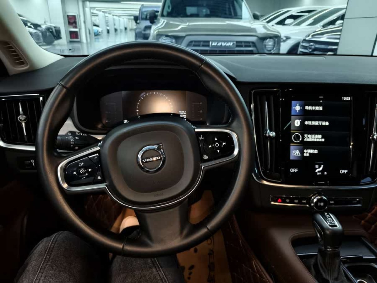 沃爾沃 S90  2020款 改款 T4 智行豪華版圖片