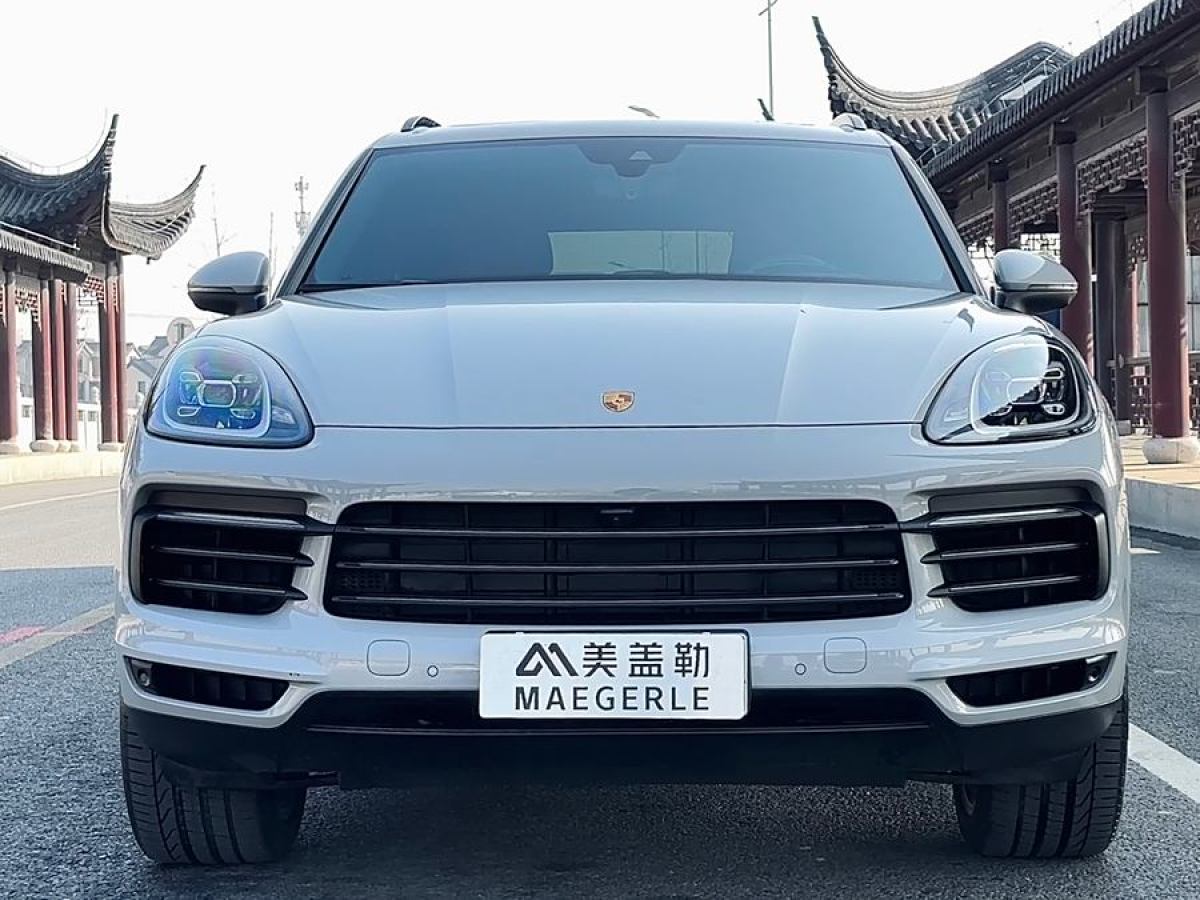 保時(shí)捷 Cayenne  2023款 Cayenne 3.0T 鉑金版圖片