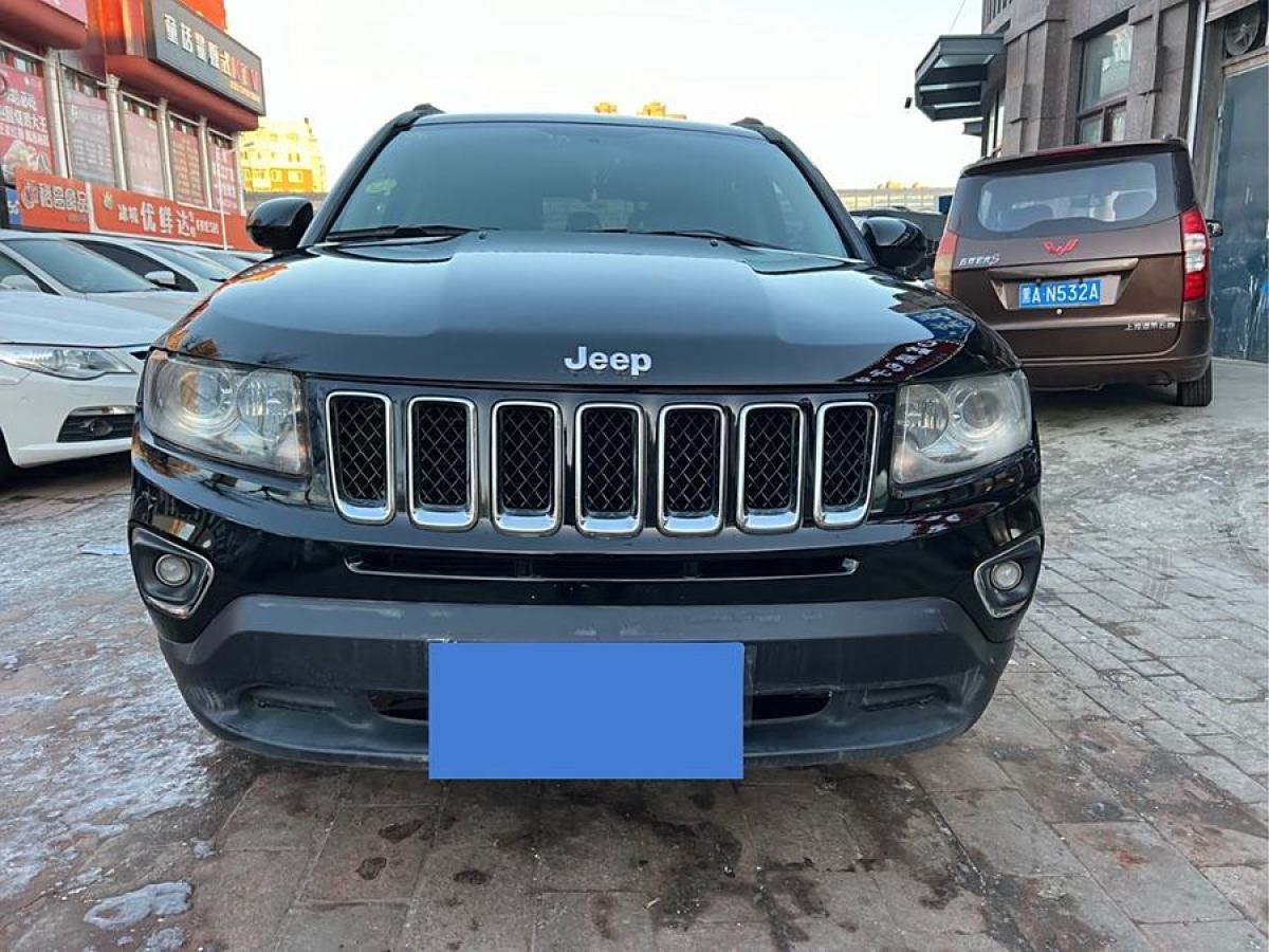 Jeep 指南者  2014款 改款 2.4L 四驅(qū)舒適版圖片