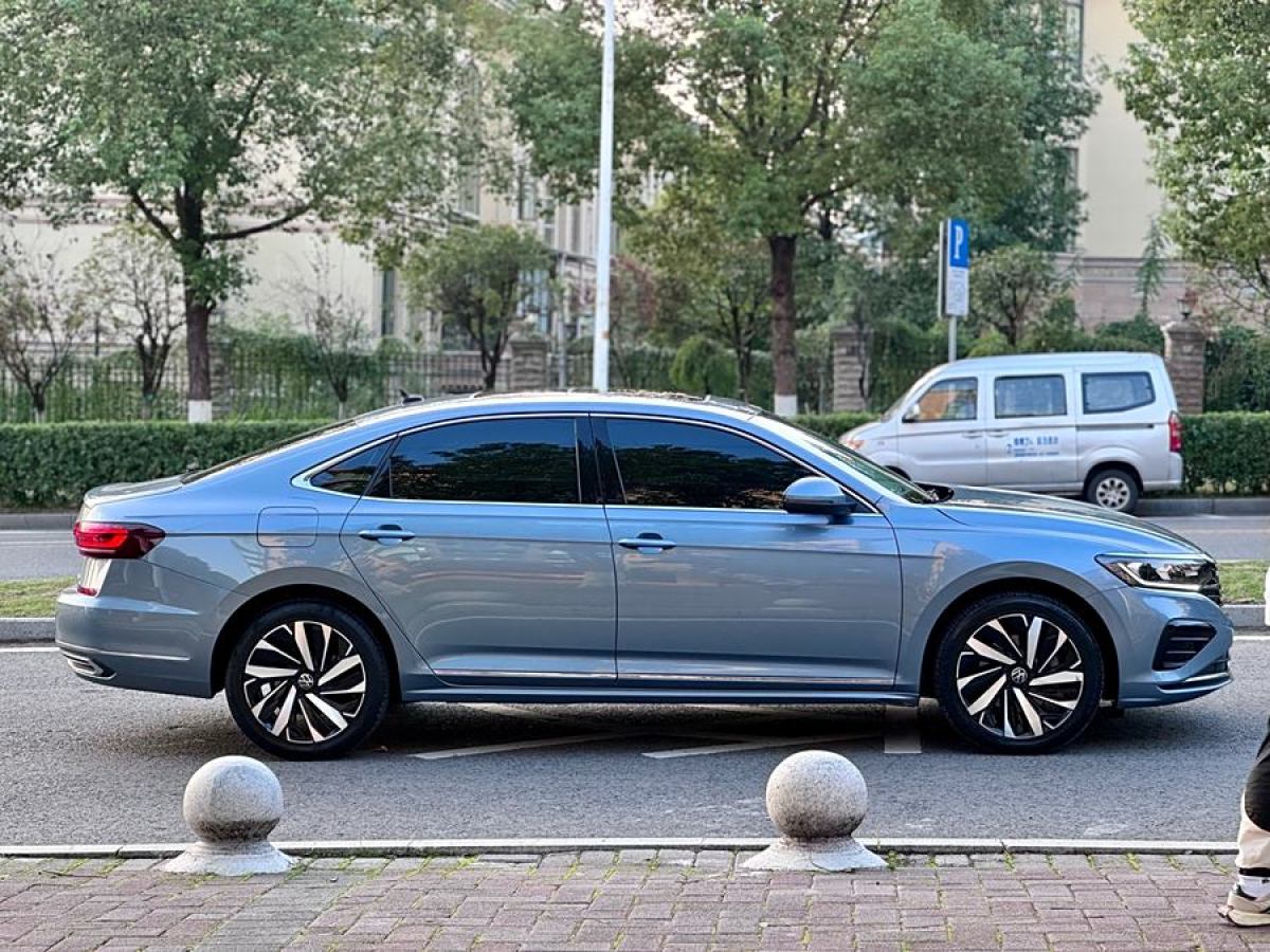 大眾 帕薩特  2022款 330TSI 精英版圖片