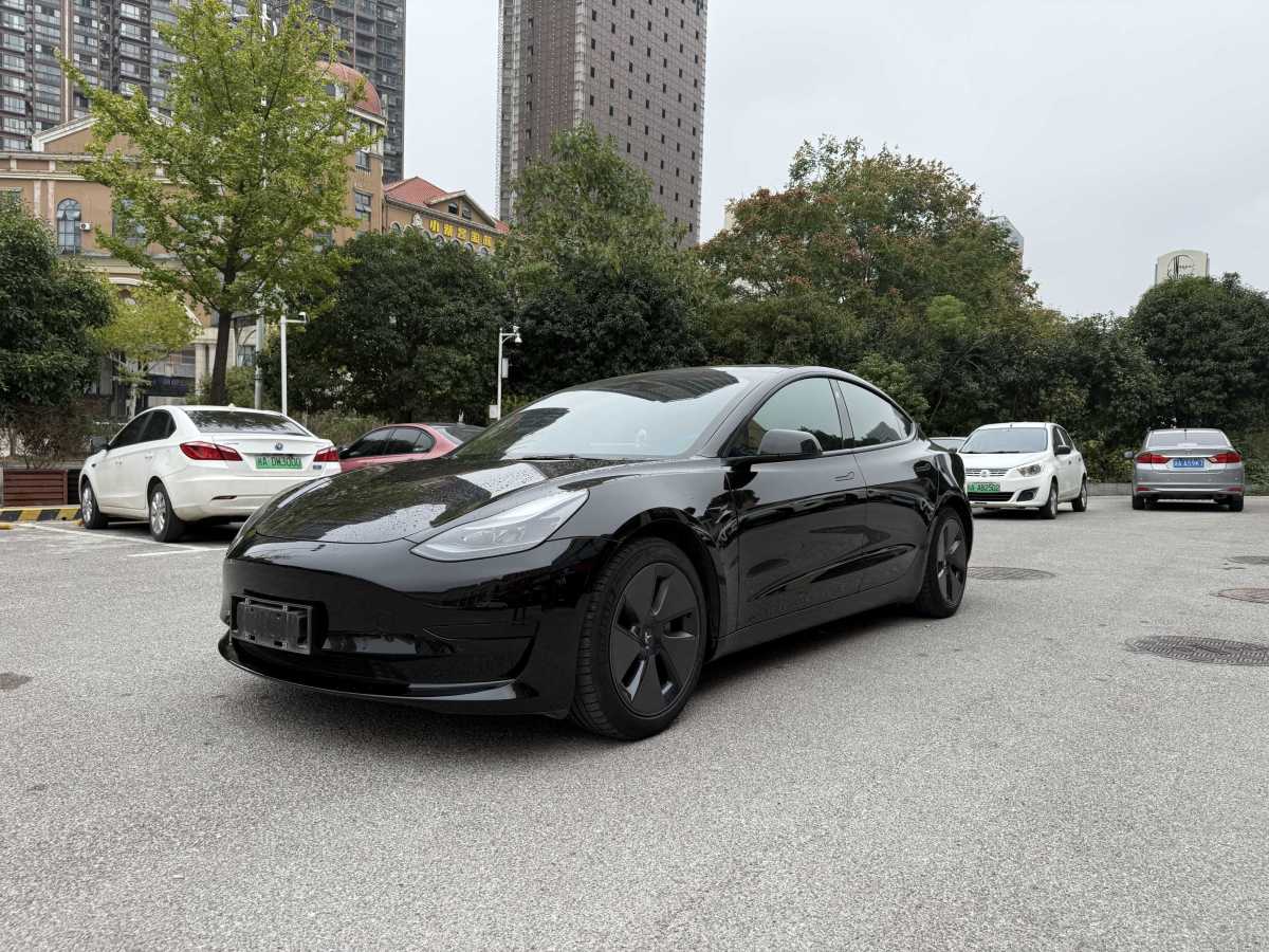 特斯拉 Model Y  2022款 改款 后輪驅(qū)動版圖片