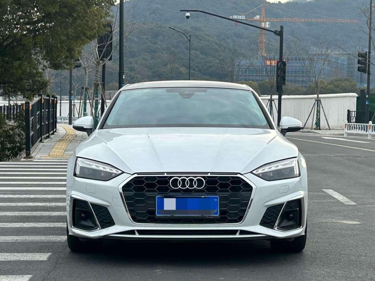 奧迪 奧迪A5  2023款 Sportback 40 TFSI 時(shí)尚動(dòng)感型圖片