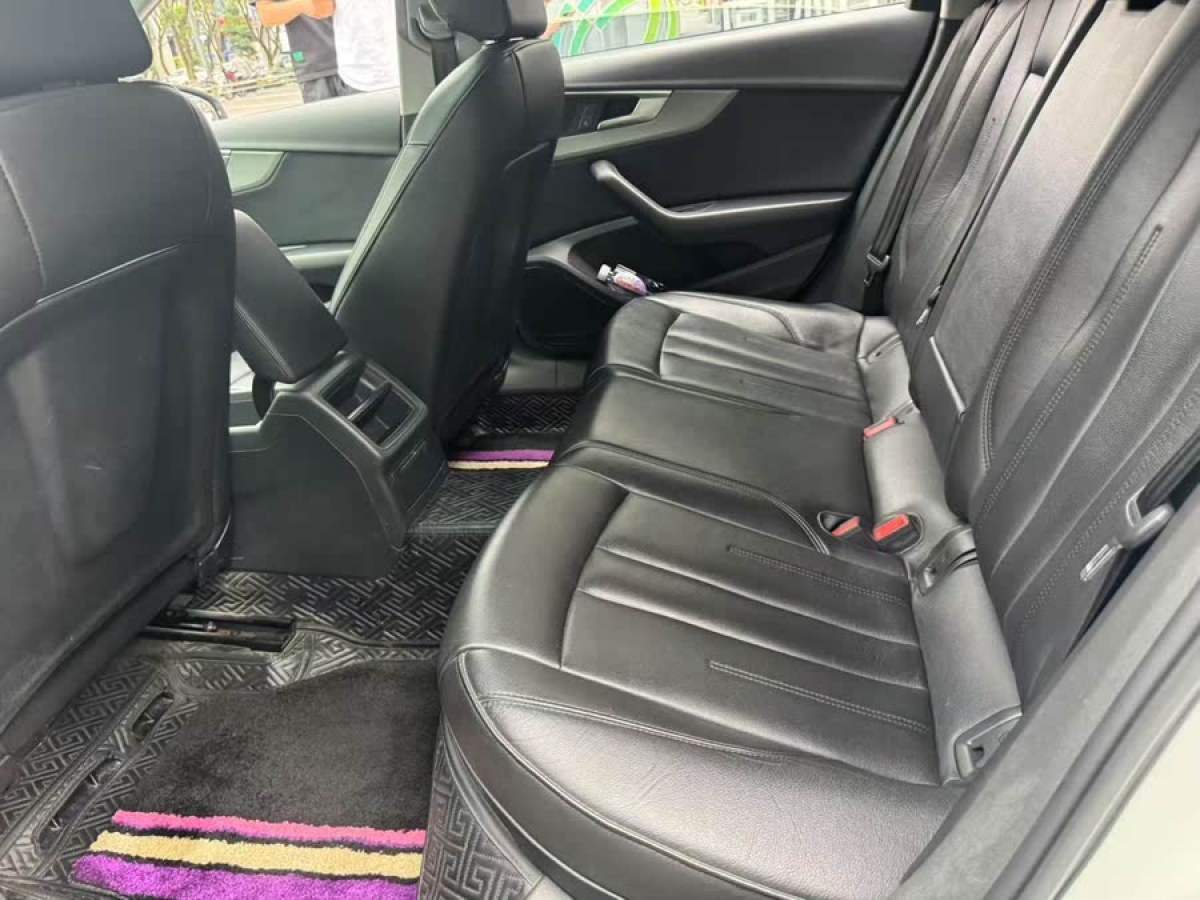 奧迪 奧迪A4L  2018款 30周年年型 40 TFSI 進取型圖片