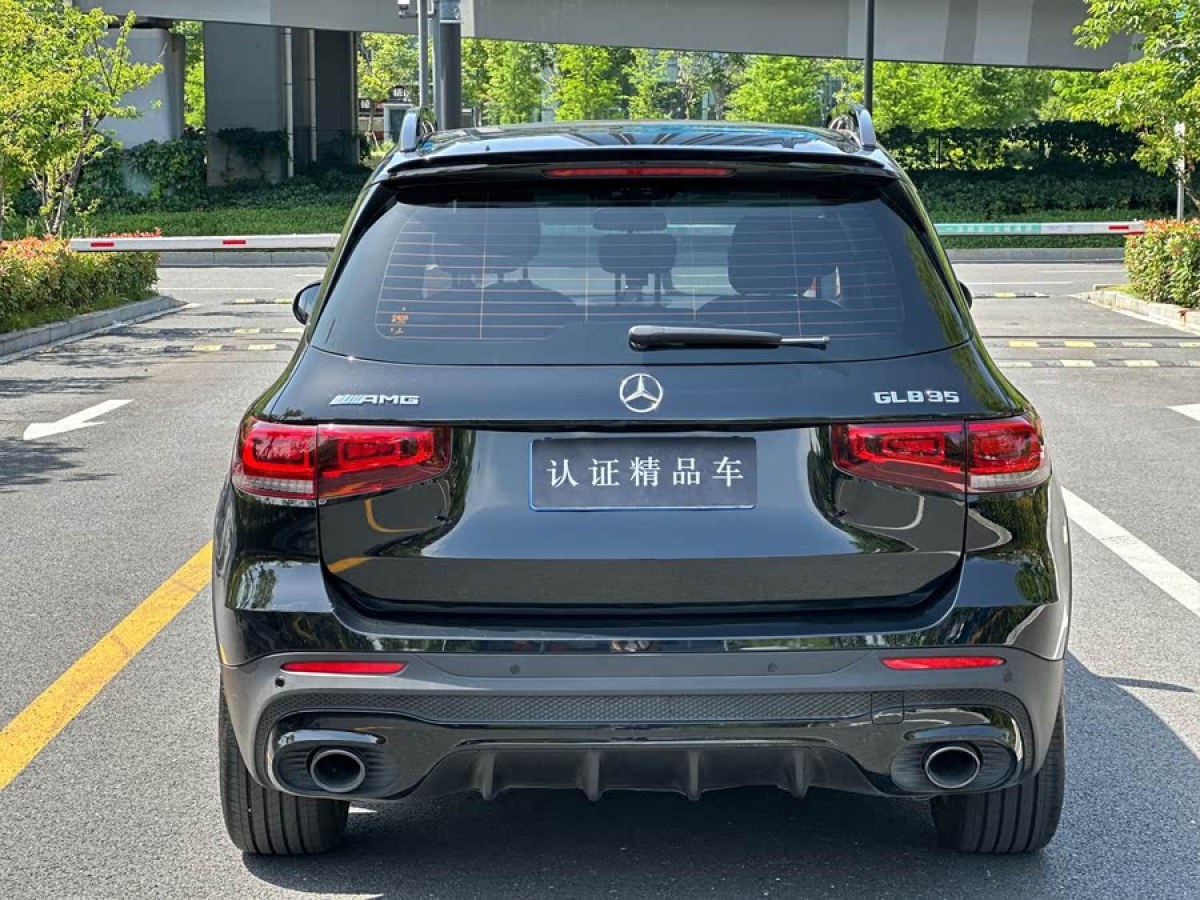 奔馳 奔馳GLB  2022款 改款 GLB 200 動(dòng)感型圖片
