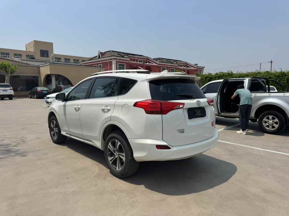豐田 RAV4榮放  2016款 2.0L CVT兩驅(qū)智尚版圖片