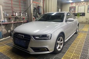 奥迪A4L 奥迪 35 TFSI 自动舒适型