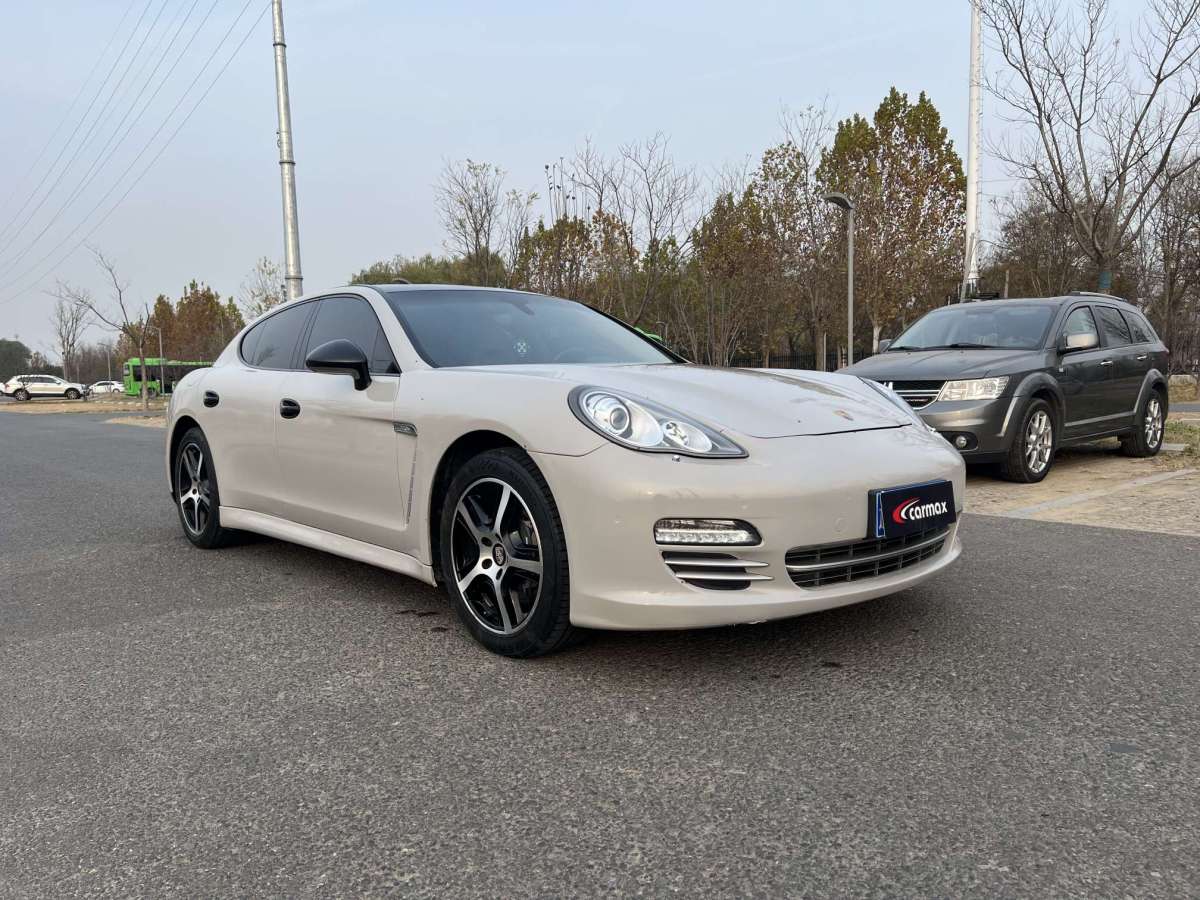 保時(shí)捷 Panamera  2013款 Panamera 4 Platinum Edition 3.6L圖片