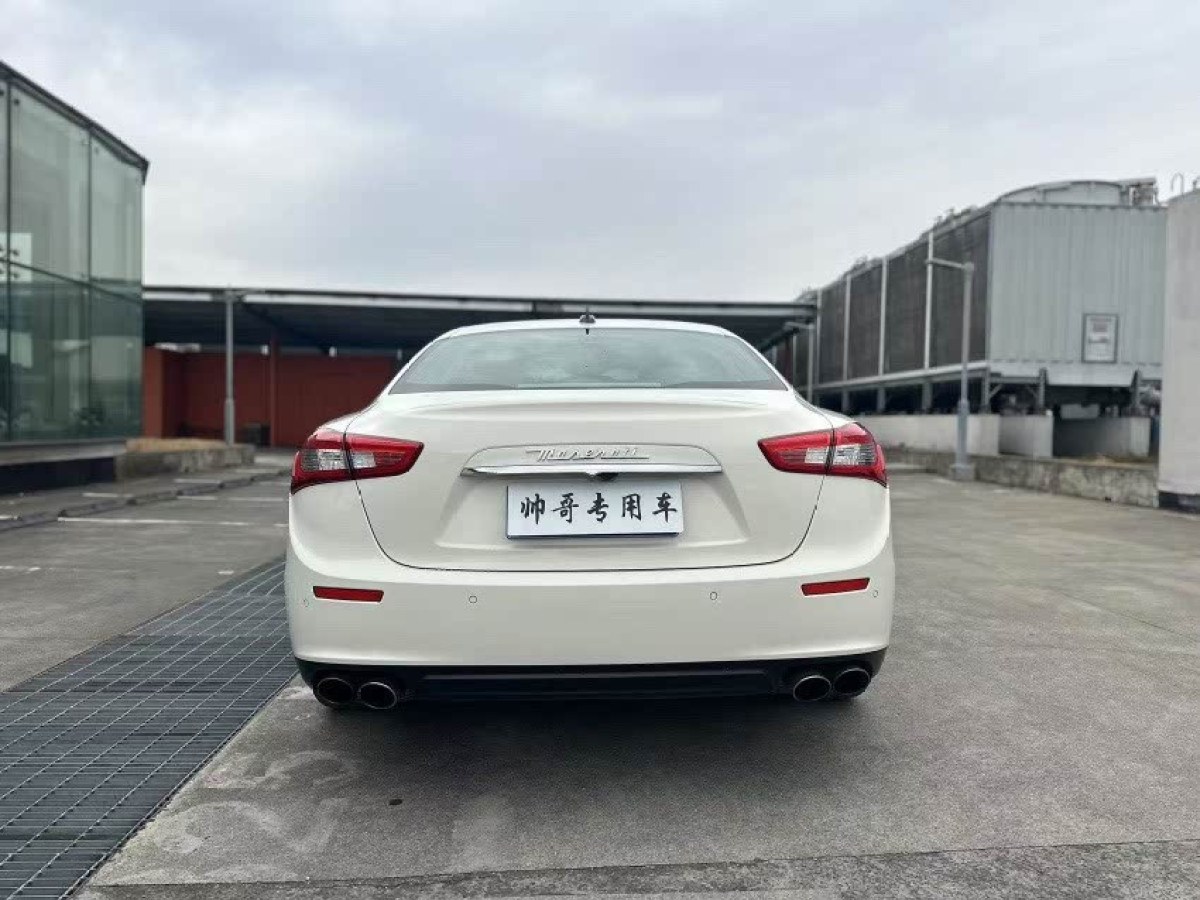瑪莎拉蒂 Ghibli  2014款 3.0T 標(biāo)準(zhǔn)版圖片