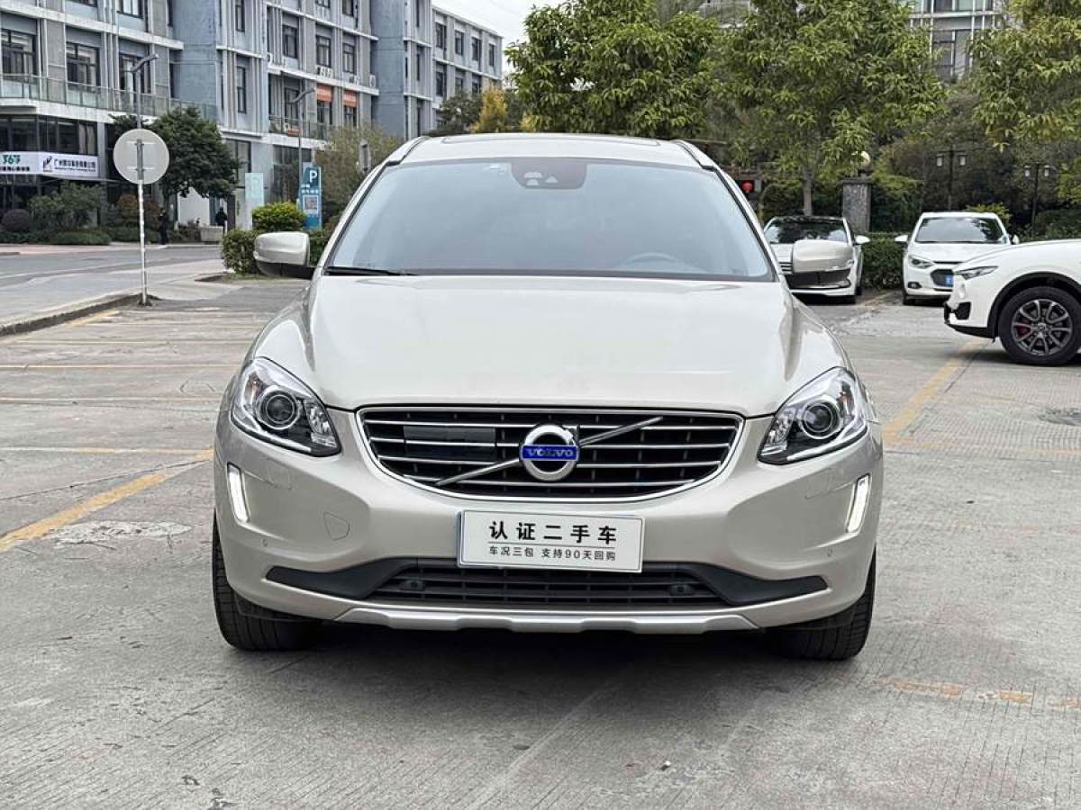 2017年3月沃爾沃 XC60  2017款 T5 AWD 智遠(yuǎn)升級(jí)版