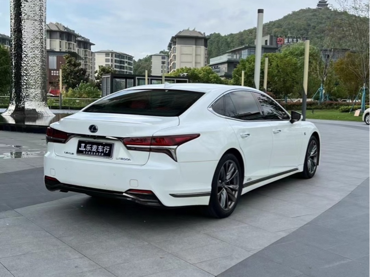 2019年3月雷克薩斯 LS  2018款 500h F SPORT 國V