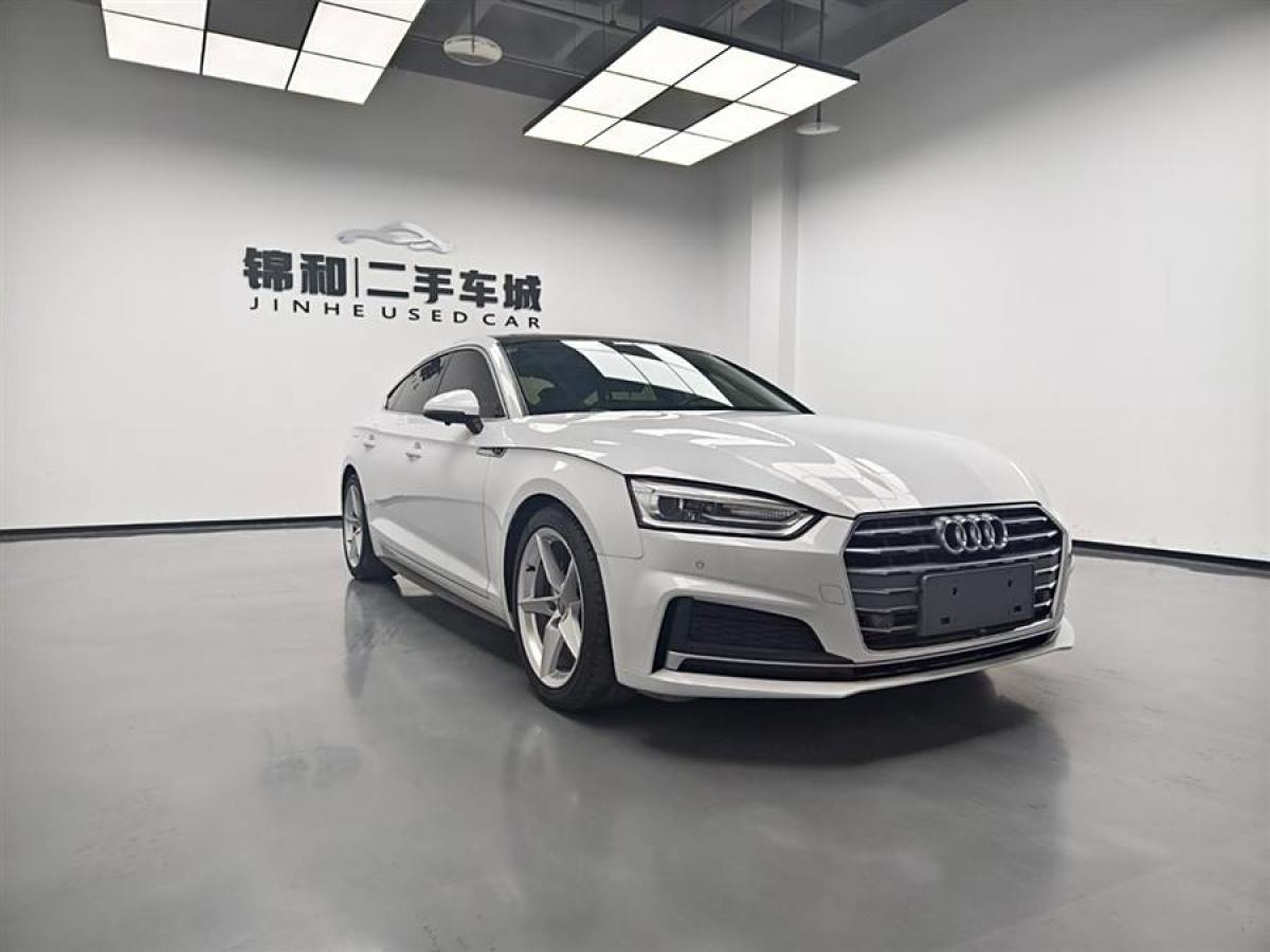 2018年5月奧迪 奧迪A5  2017款 Coupe 40 TFSI 時尚型