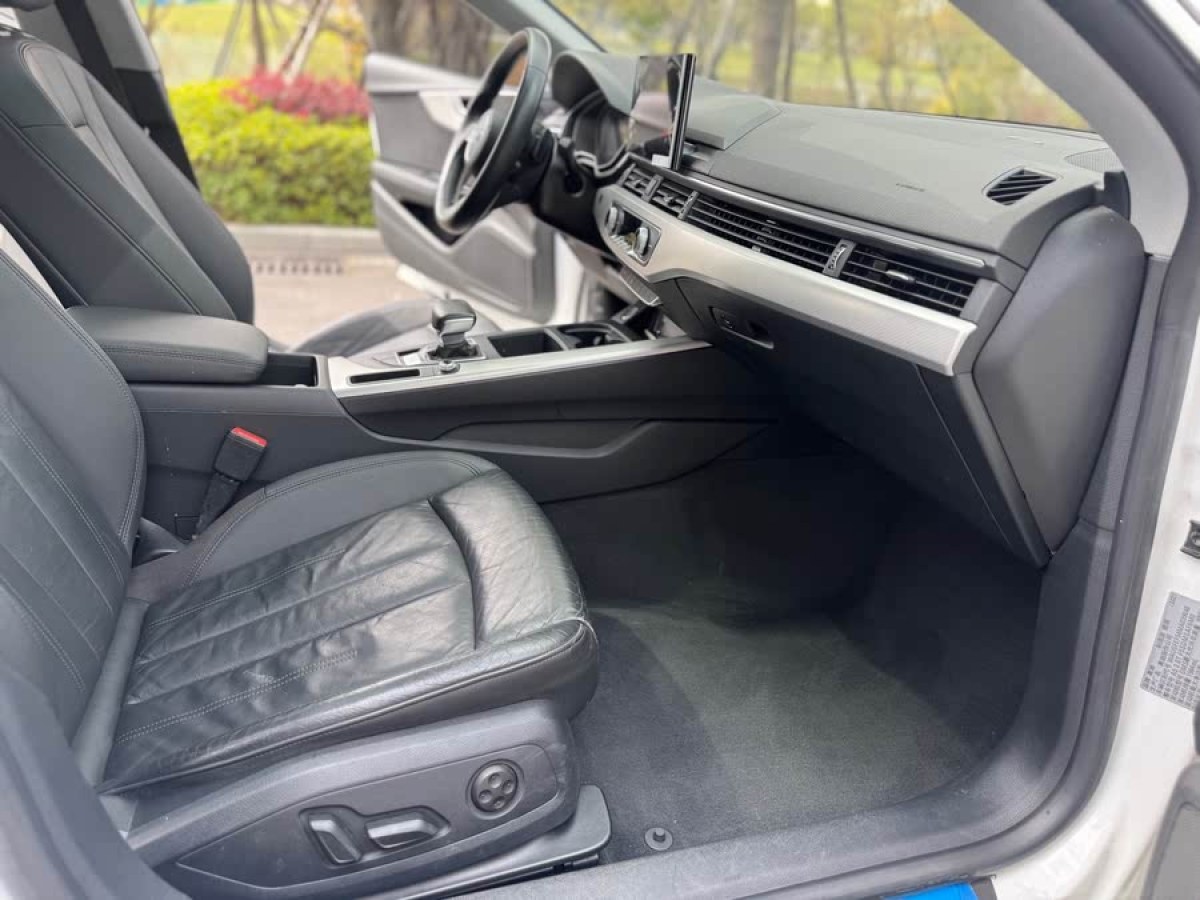奧迪 奧迪A5  2021款 Sportback 40 TFSI 時(shí)尚致雅型圖片