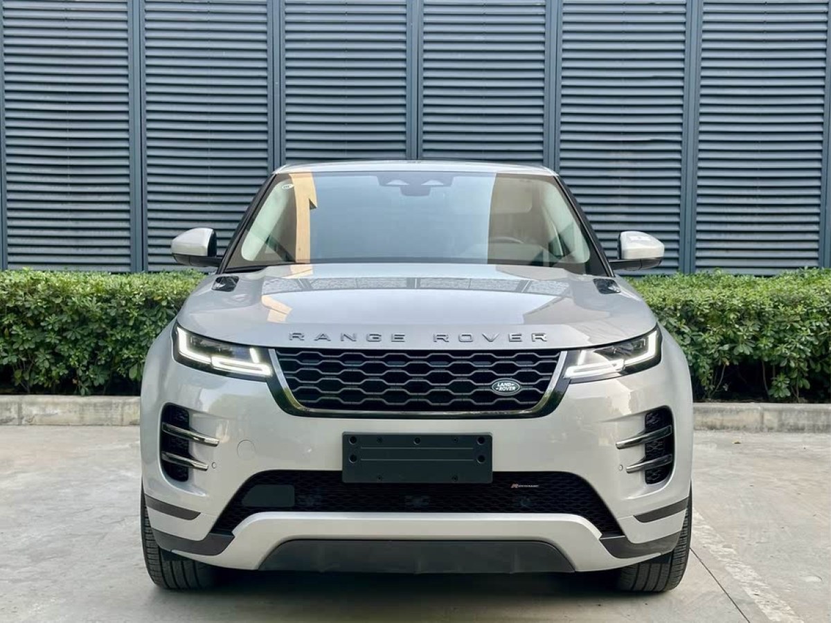 路虎 攬勝極光新能源  2024款 極光L P300e 插電式電動(dòng)混合版圖片