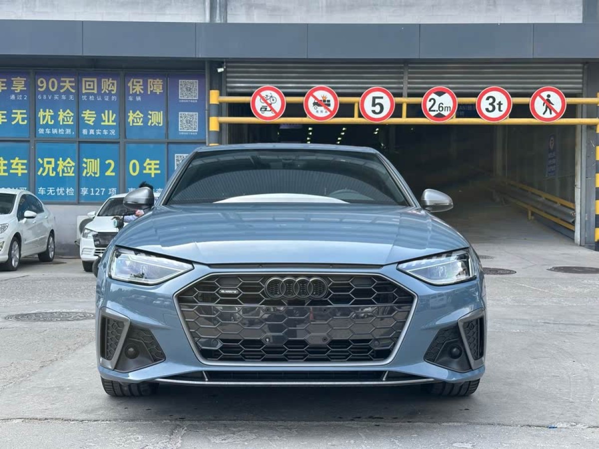 奧迪 奧迪A4L  2022款 40 TFSI quattro RS套件燃速型圖片