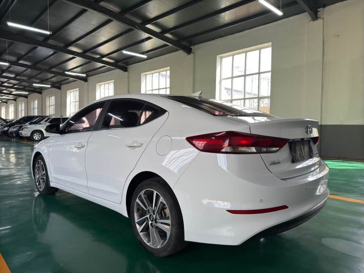 現(xiàn)代 領(lǐng)動(dòng)  2016款 1.6L 自動(dòng)智炫?精英型圖片