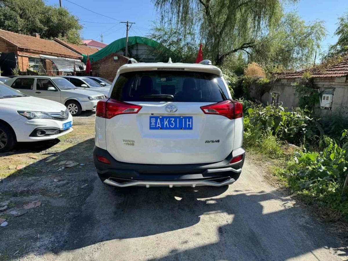 豐田 RAV4  2018款 榮放 2.0L CVT兩驅(qū)風(fēng)尚版圖片