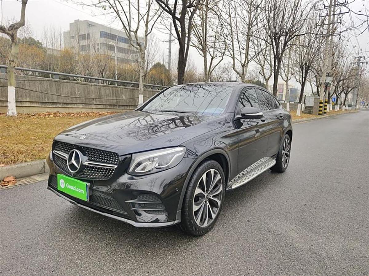 奔馳 奔馳GLC  2022款 改款 GLC 260 4MATIC 轎跑SUV圖片