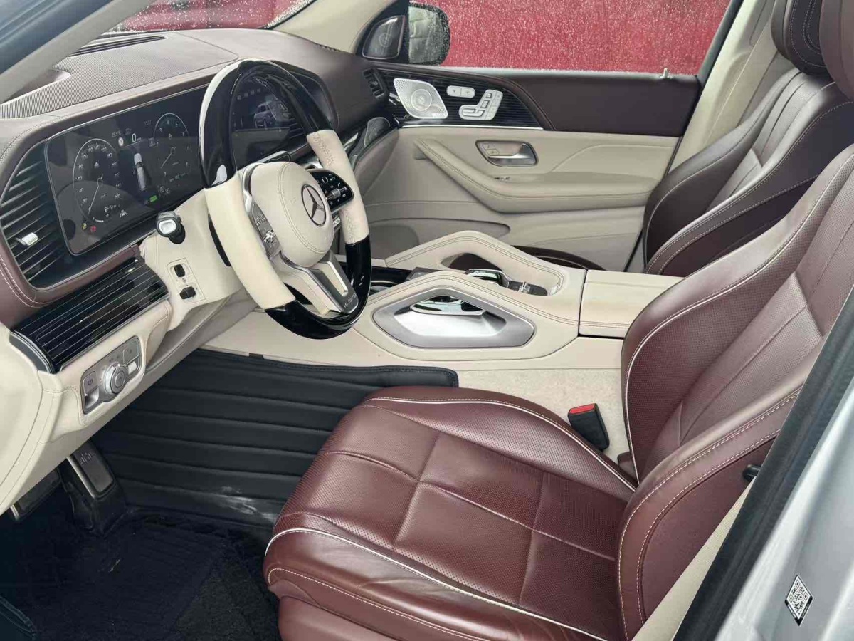 奔馳 邁巴赫GLS  2022款 GLS 600 4MATIC 禮尚版圖片