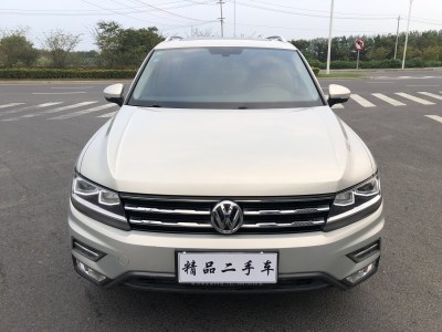 2018年8月 大众 途观L 改款 330TSI 自动两驱豪华版图片