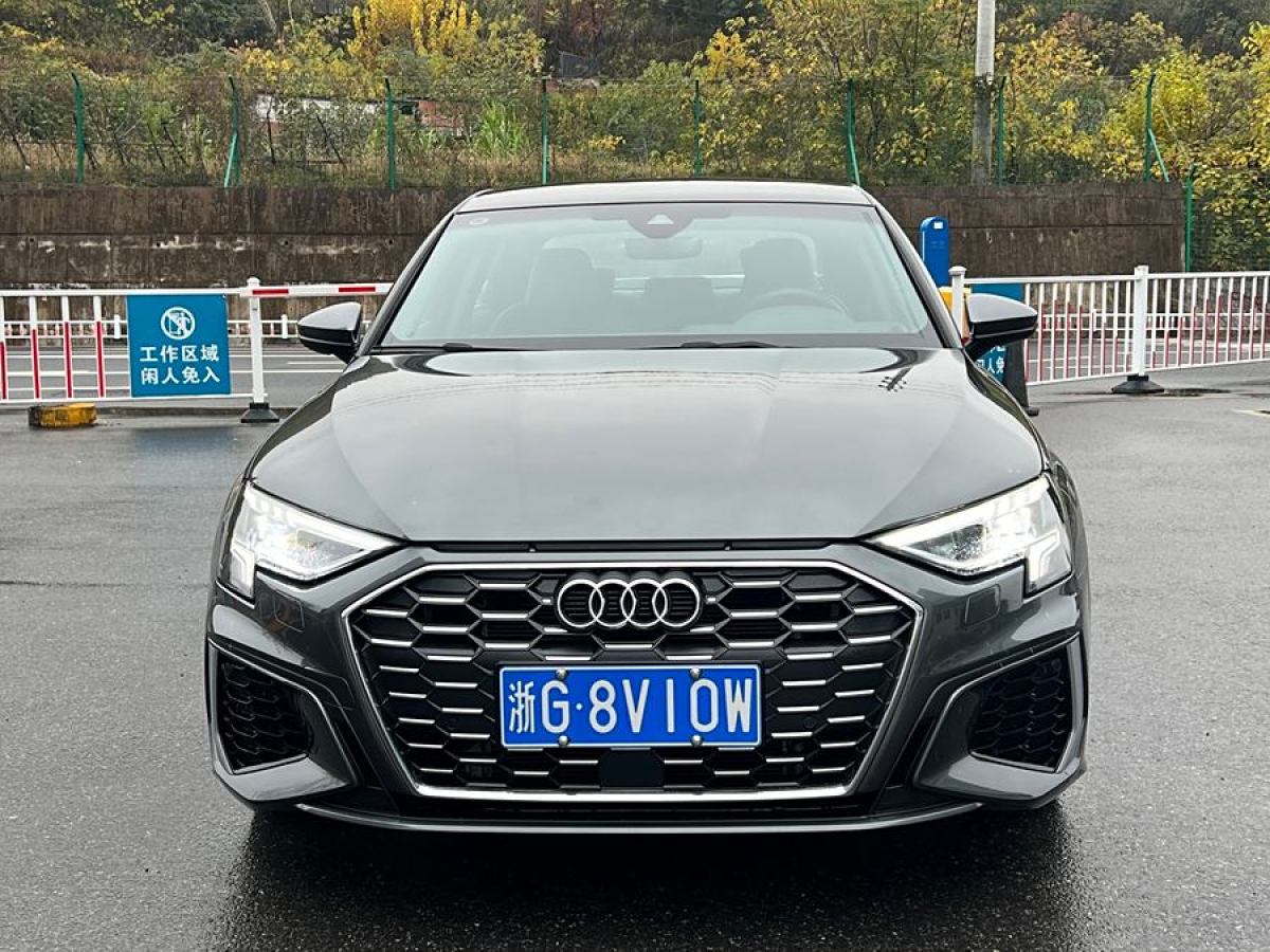 奧迪 奧迪A3  2023款 改款 Sportback 35 TFSI 豪華運(yùn)動(dòng)型圖片