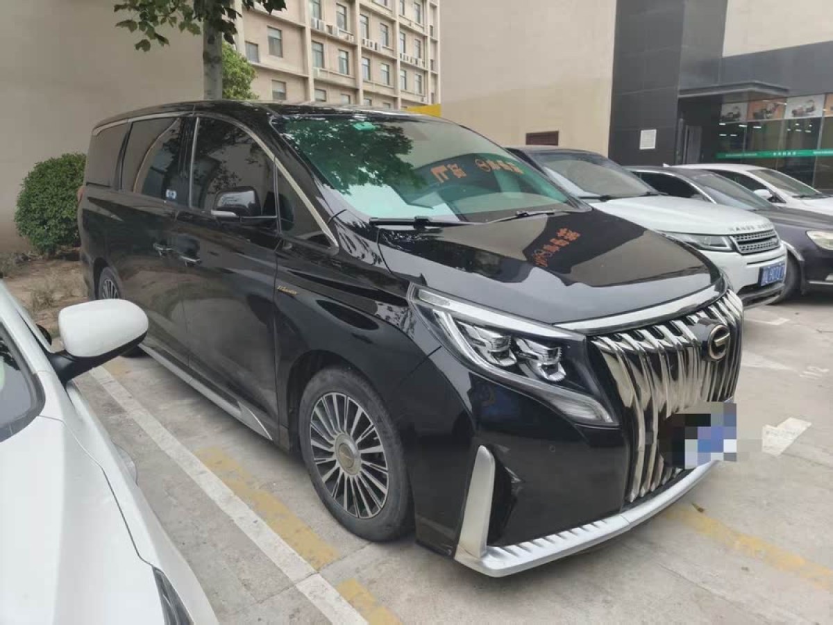 廣汽傳祺 M8  2021款 大師系列 390T 四座御尊版圖片