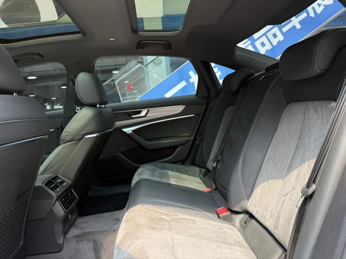 奧迪 奧迪A6L  2021款 45 TFSI 臻選動感型圖片