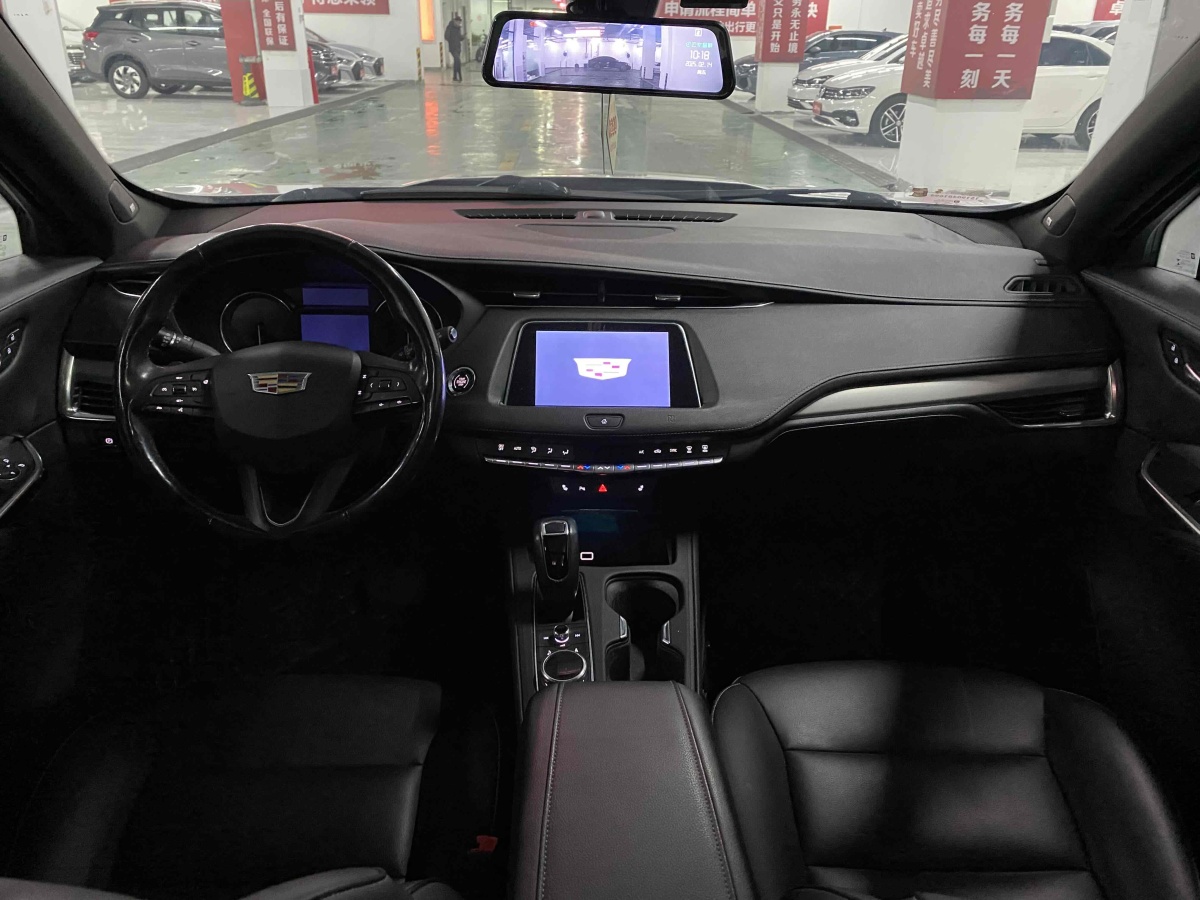 凱迪拉克 XT4  2018款 28T 兩驅(qū)領(lǐng)先型圖片