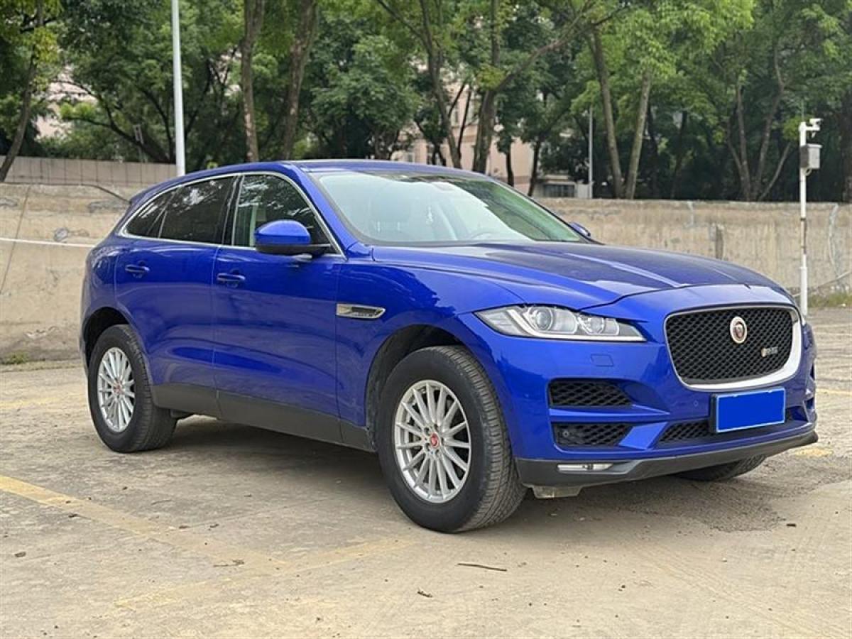 捷豹 F-PACE  2018款 2.0T 兩驅(qū)都市尊享版圖片