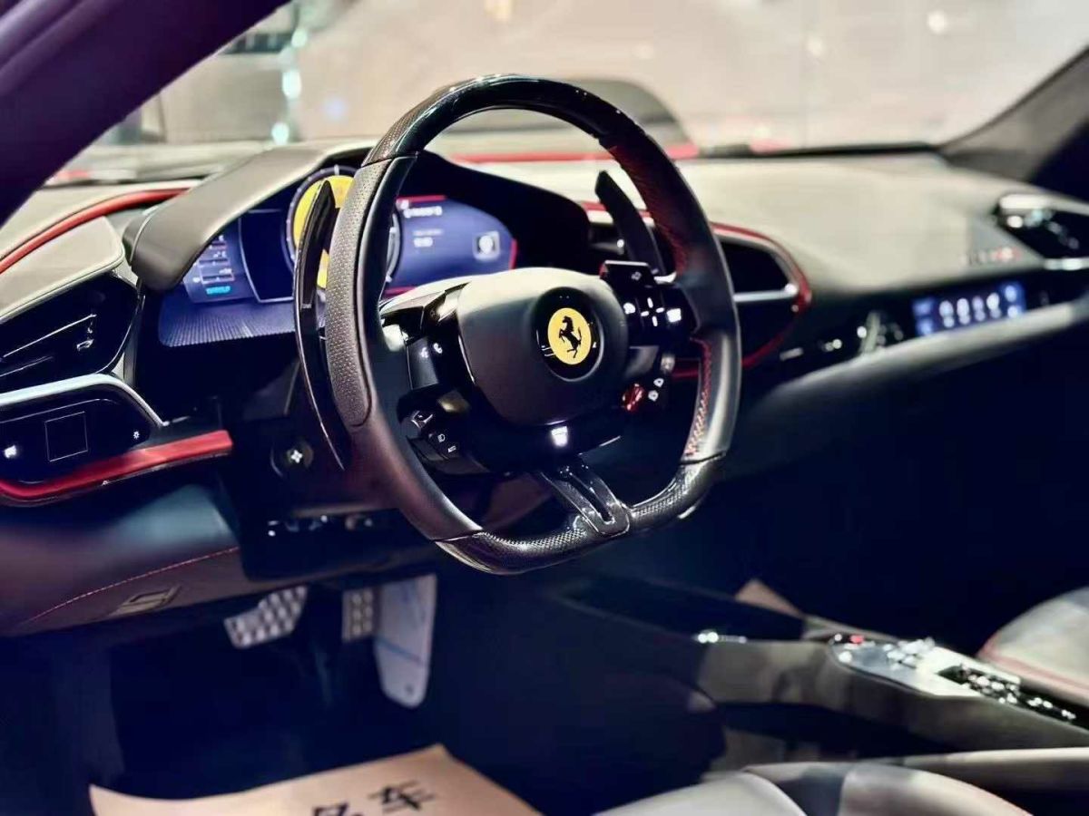 法拉利 Purosangue  2023款 6.5L V12圖片