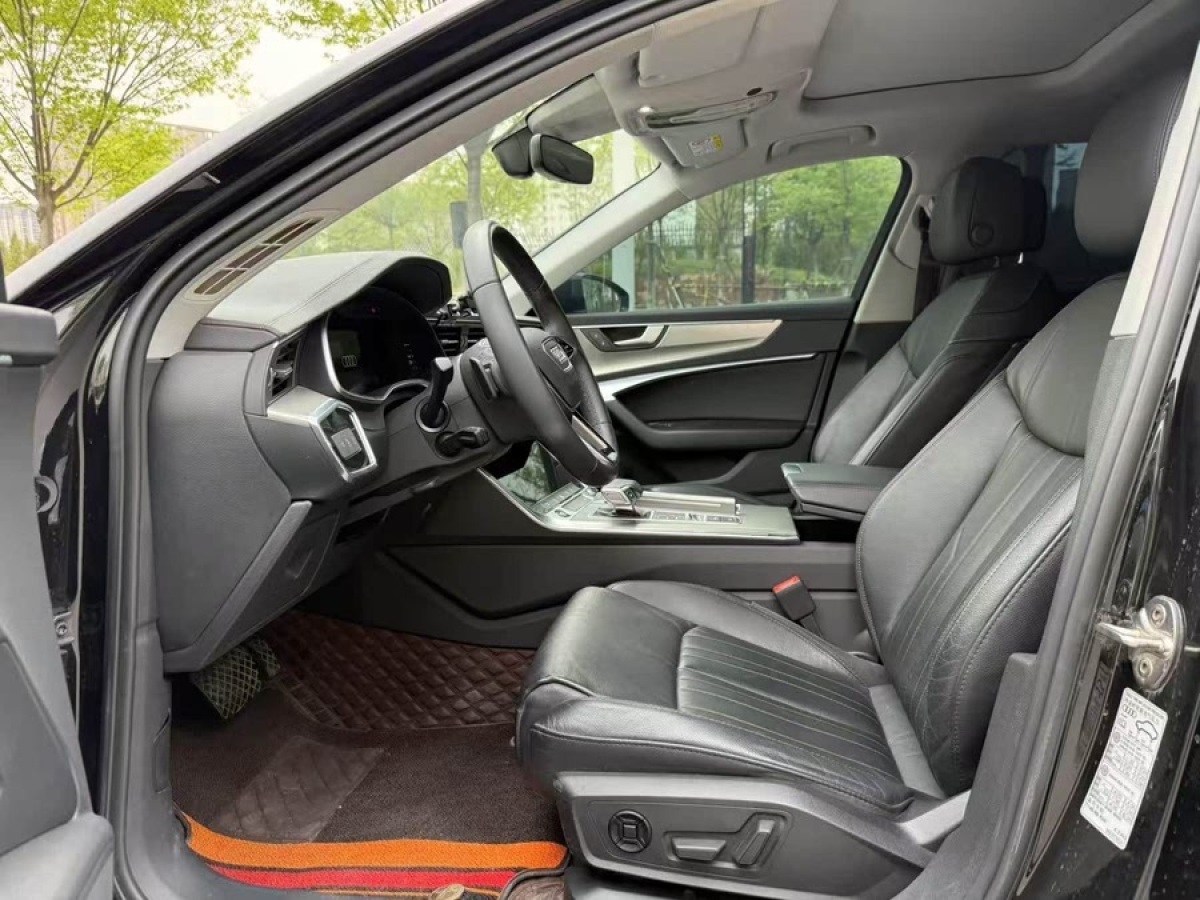 奧迪 奧迪A6L  2022款 45 TFSI 臻選致雅型圖片