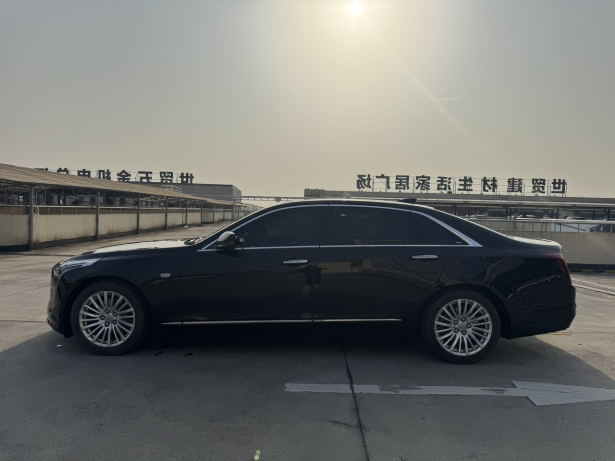 凱迪拉克 CT6  2022款 28T 豪華型圖片