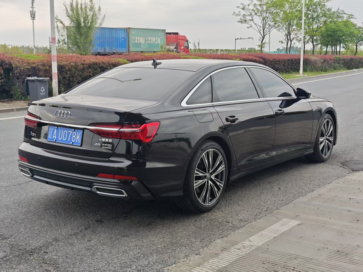 奧迪 奧迪A6L  2021款 45 TFSI quattro 臻選動感型圖片
