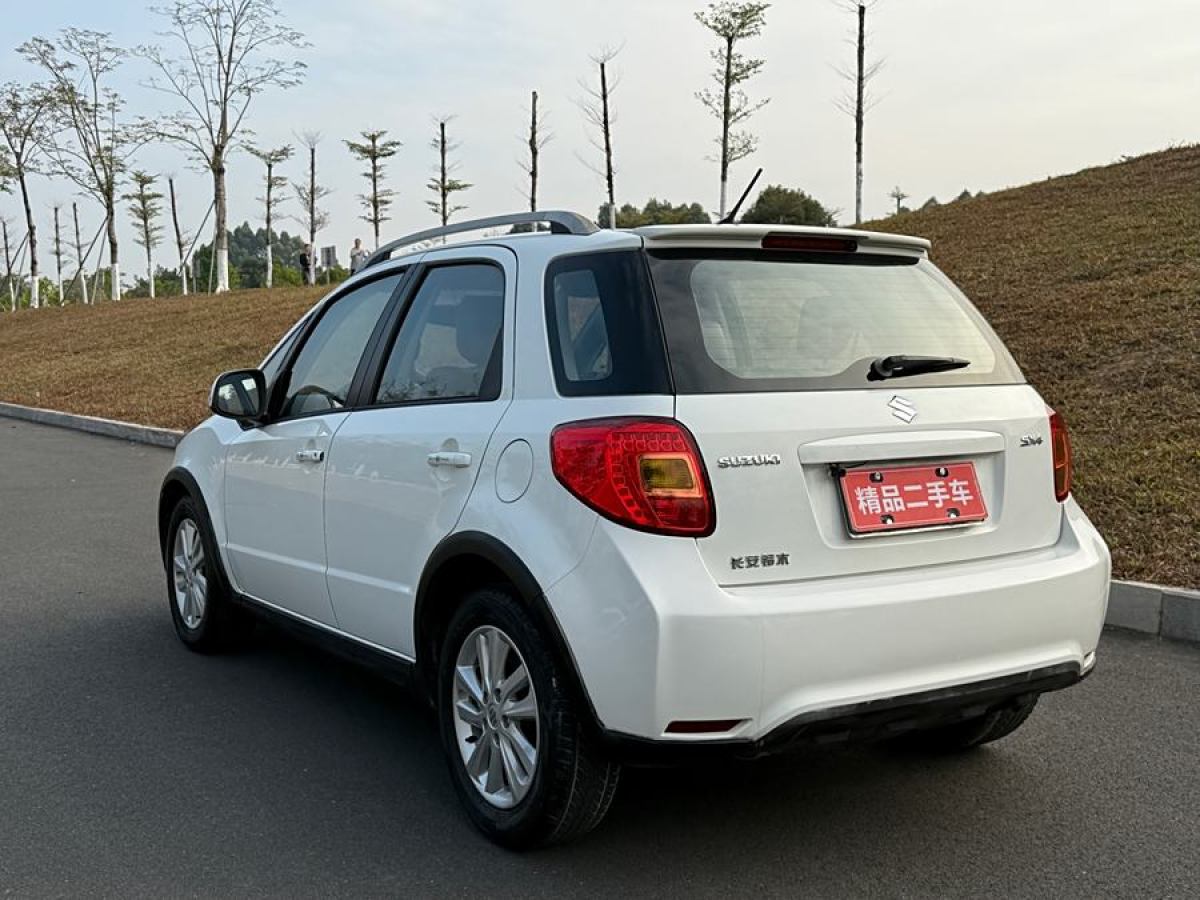 鈴木 天語 SX4  2013款 1.6L 自動酷銳型圖片