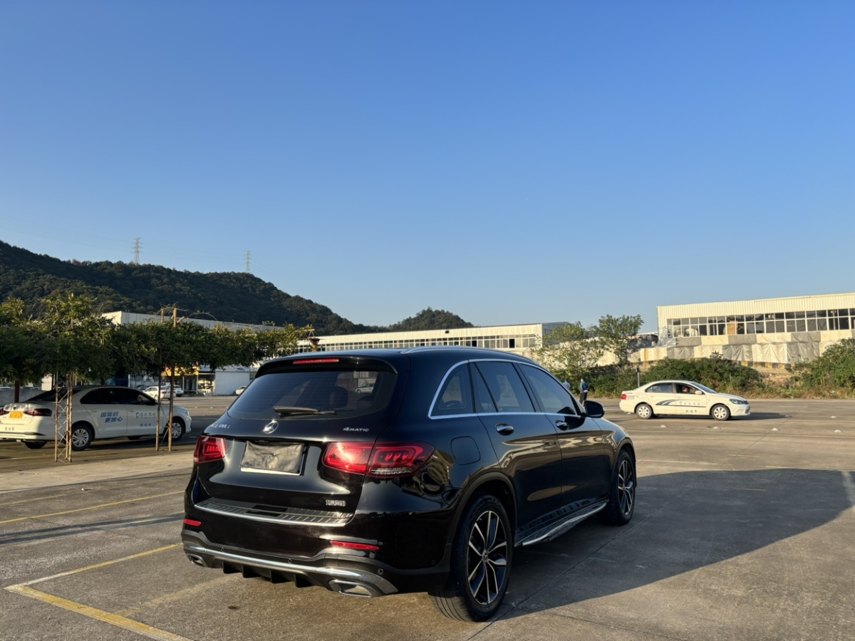 奔馳 奔馳GLC  2018款 改款 GLC 260 4MATIC 豪華型圖片